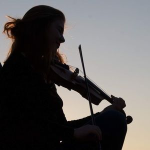 Meet your Posher, Raelin